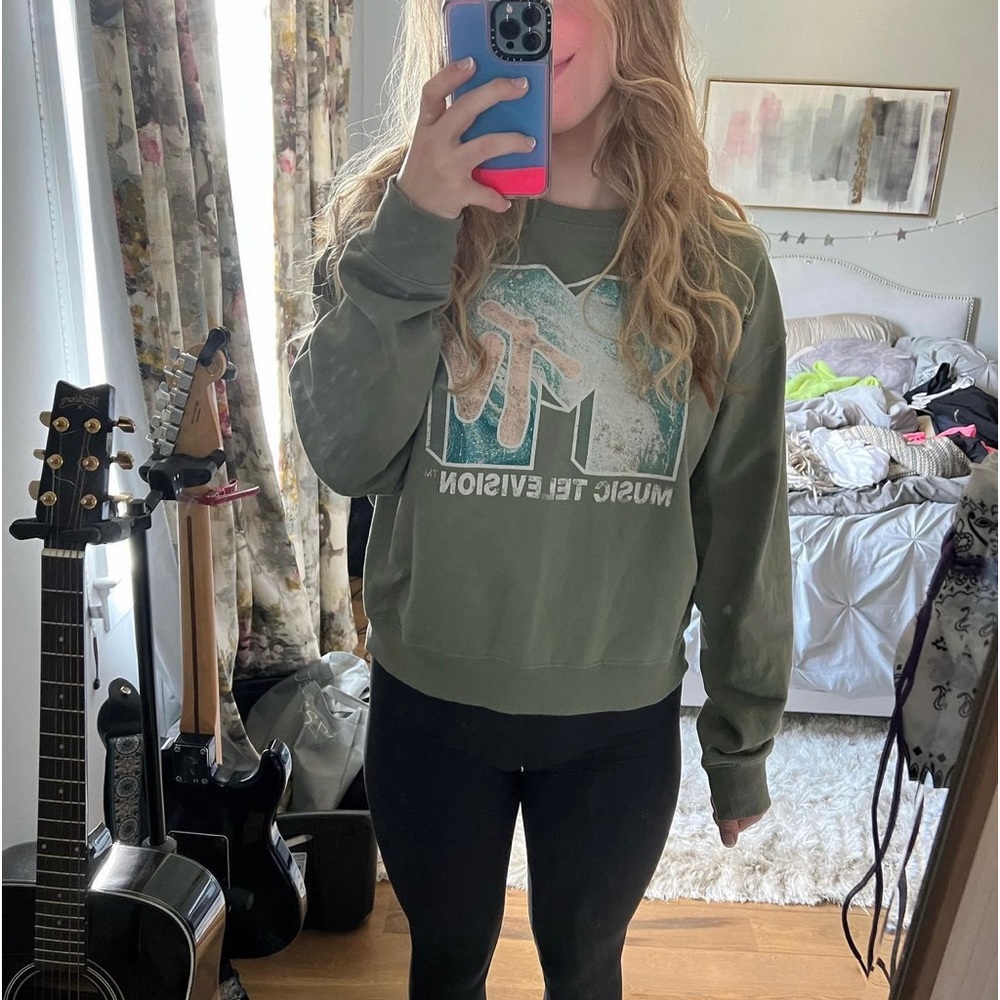 MTV BRAND FOREST GREEN COMFY COTTONBLEND CREWNECK